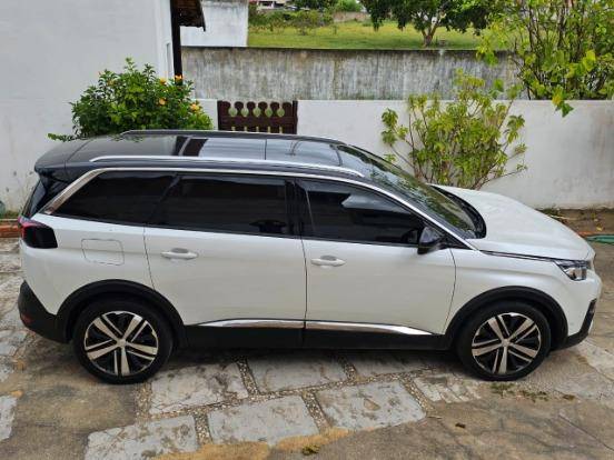 PEUGEOT 5008 1.6 GRIFFE THP 16V GASOLINA 4P AUTOMÁTICO